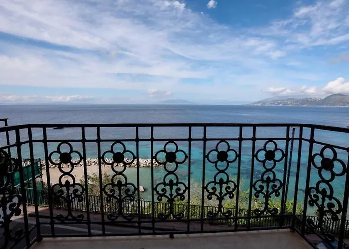 Casa Di Charme Panoramica A Sulla Spiaggia.